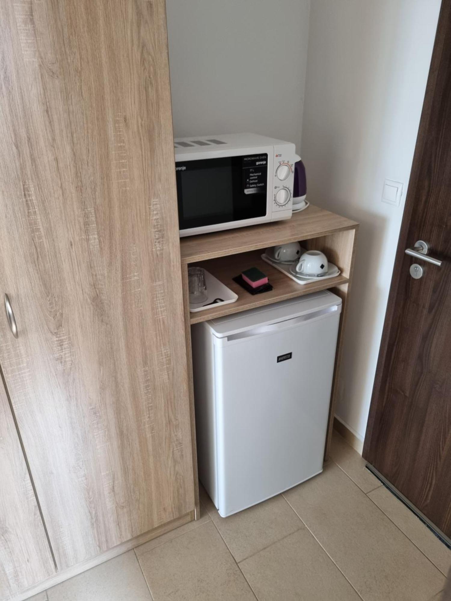 Adam Apartmanhaz Шіофок Номер фото