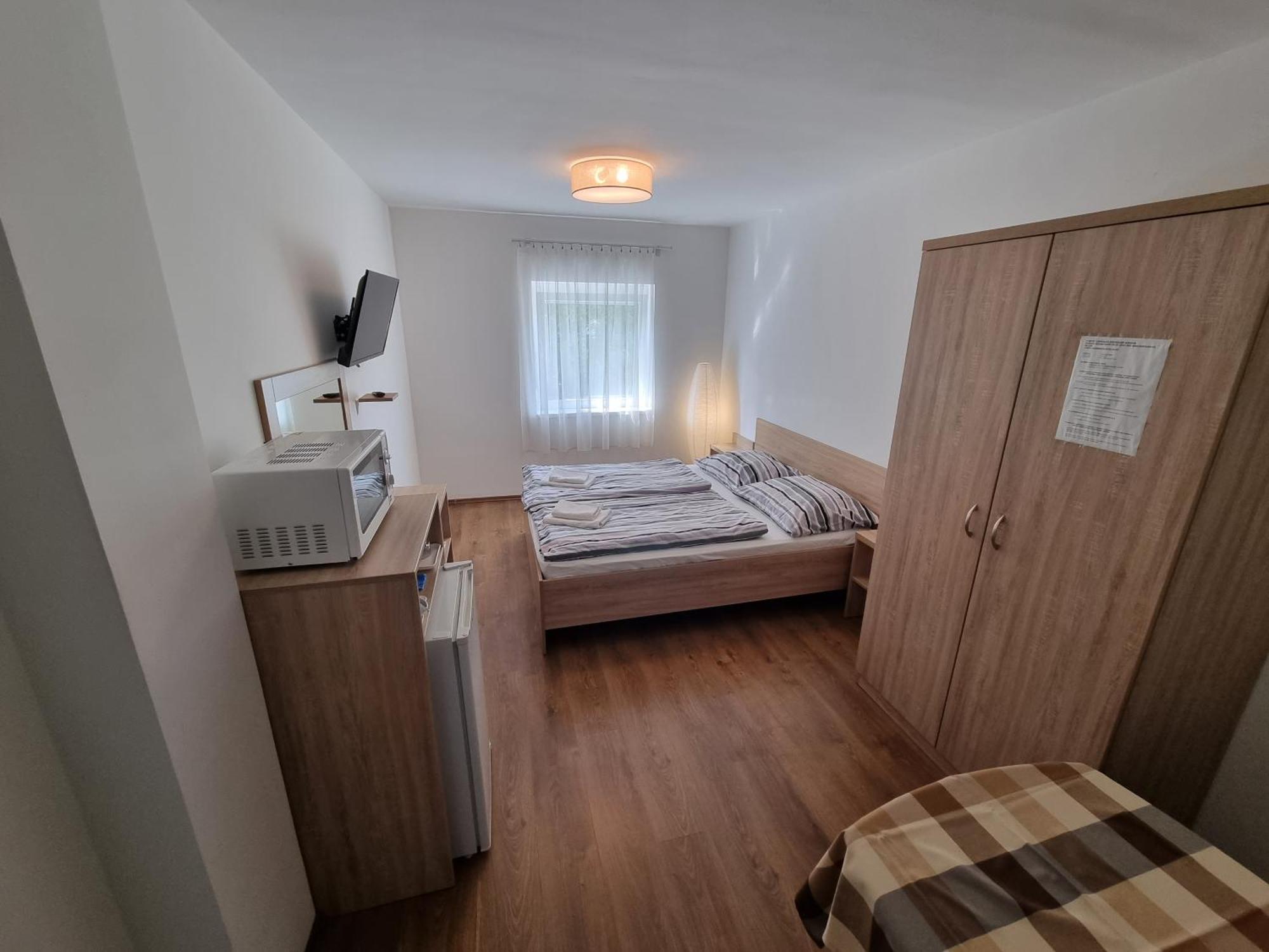 Adam Apartmanhaz Шіофок Екстер'єр фото