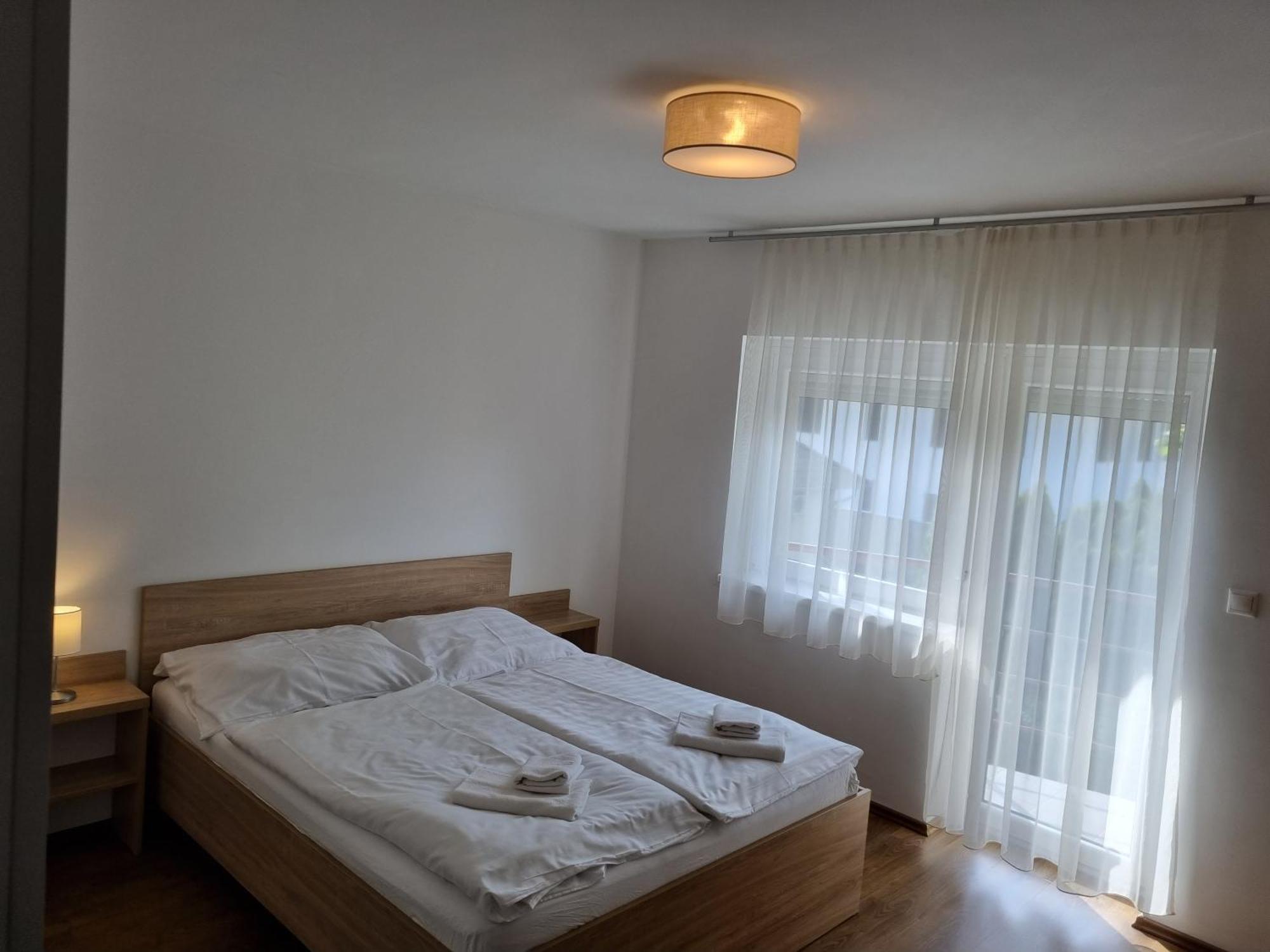 Adam Apartmanhaz Шіофок Номер фото