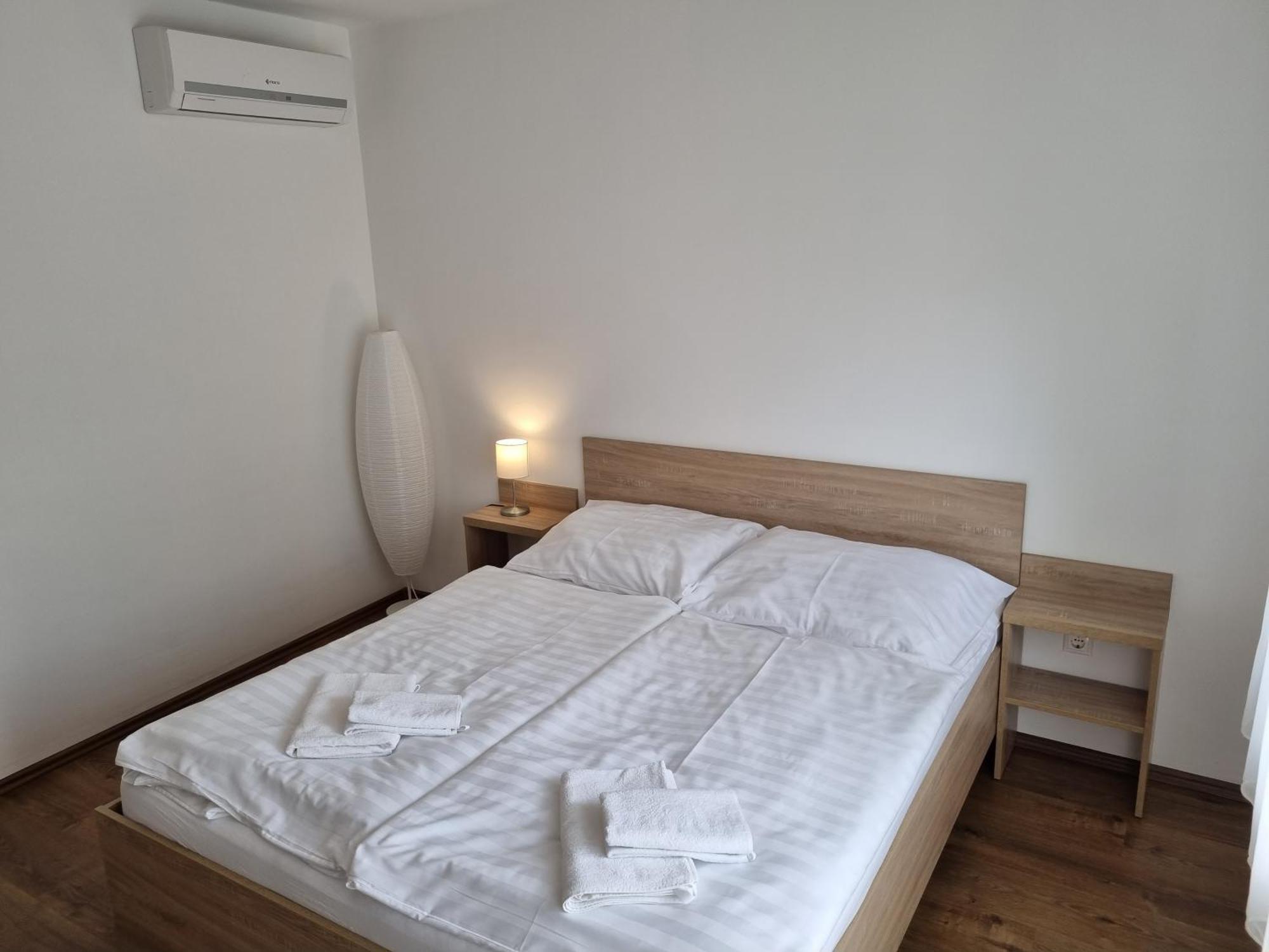 Adam Apartmanhaz Шіофок Номер фото